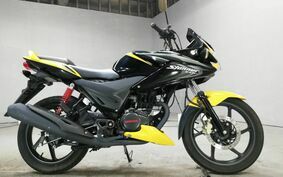 HONDA CBF125 JC40