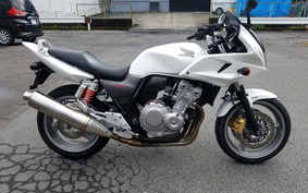 HONDA CB400 SUPER BOLDOR 2009 NC42