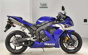 YAMAHA YZF-R1 2004 RN13