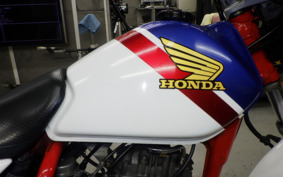 HONDA FTR223 MC34