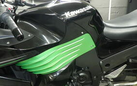 KAWASAKI ZZ1400 NINJA R A 2015 ZXT40C