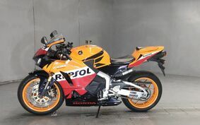 HONDA CBR600RR PC40