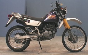 SUZUKI DJEBEL 200 (DR200SE) SH42A