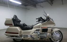 HONDA GL1500 GOLD WING SE 2000 SC22