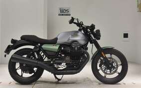 MOTO GUZZI V7 STONE 2022