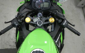 KAWASAKI ZX-25R ZX250E