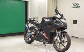 HONDA CBR250RR A MC51