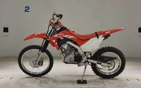 HONDA CRF125F JE03