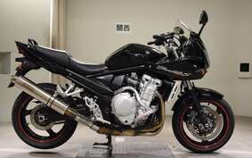 SUZUKI BANDIT 1250 SA 2009 GW72A