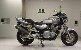 YAMAHA XJR1300 1998 RP01J