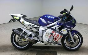 YAMAHA YZF-R6 2000 RJ03