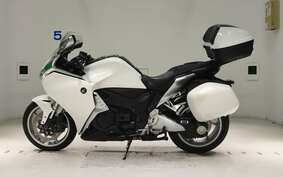 HONDA VFR1200F DCT 2012 SC63