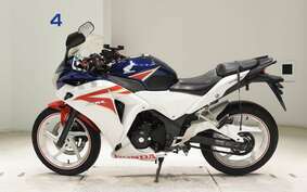 HONDA CBR250R A MC41