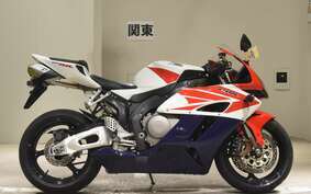 HONDA CBR1000RR 2004 SC57