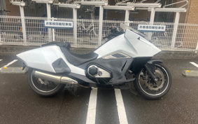 HONDA NM4 VULTUS -02 2014 RC82