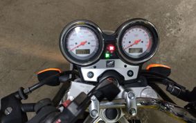 HONDA VTR 250 MC33