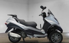 PIAGGIO MP3 250 RL M472