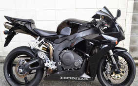 HONDA CBR1000RR 2006 SC57