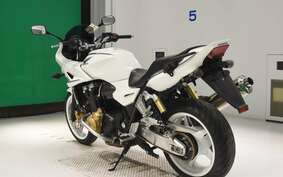 HONDA CB1300SB SUPER BOLDOR A 2011 SC54