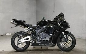 HONDA CBR1000RR 2006 SC57