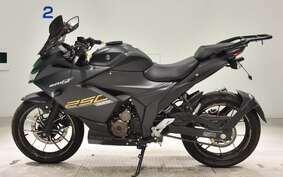 SUZUKI GIXXER 250 SF ED22B