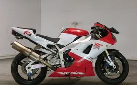 YAMAHA YZF-R1 1998 RN01