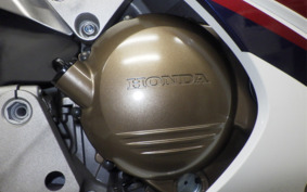 HONDA VFR800F 2022 RC79