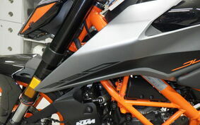 KTM 390 DUKE 2023 JPJ40