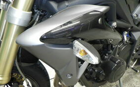 TRIUMPH STREET TRIPLE 85 2013