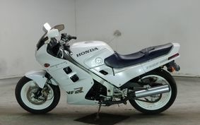 HONDA VFR750F 1988 RC24