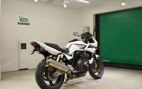 HONDA CB400 SUPER BOLDOR VTEC 2011 NC42