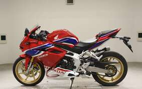 HONDA CBR250RR A MC51