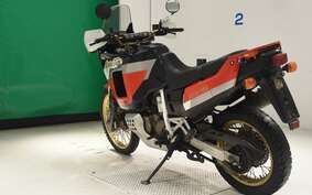 HONDA AFRICA TWIN 750 1992 RD04