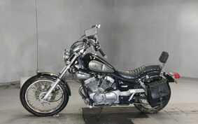 YAMAHA VIRAGO 250 3DM