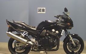 YAMAHA FZR600 2000 RJ02