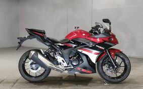 SUZUKI GSX250R DN11A