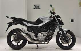 SUZUKI GLADIUS 2015 VK58A