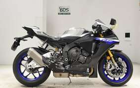 YAMAHA YZF-R1 M 2019 RN49