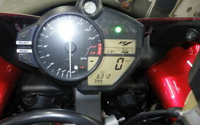 YAMAHA YZF-R1 2011