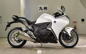 HONDA VFR1200F 2013 SC63