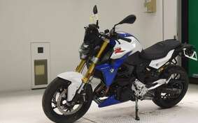 BMW F900R 2023