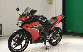 HONDA CBR125R JC50