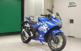 SUZUKI GIXXER 250 SF