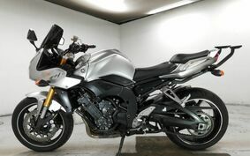 YAMAHA FZ FAZER FEATHER 2006 RN17