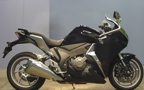 HONDA VFR1200F DCT 2013 SC63