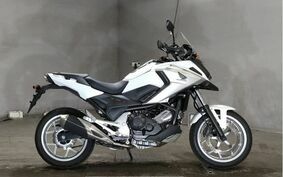 HONDA NC750X 2017 RC90