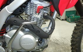 HONDA CRF125F JE03