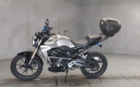 HONDA CB250R MC52