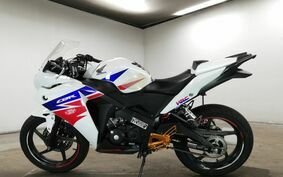 HONDA CBR125R JC50