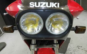 SUZUKI GSX-R750 1986 GR71G